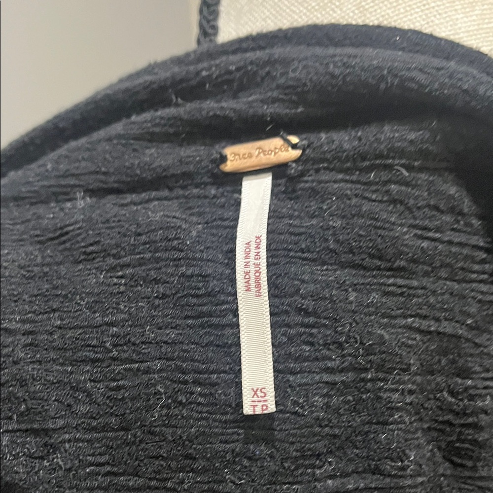 FREE PEOPLE Short-Sleeve Jacket/ Shirt - Picture 3 of 4